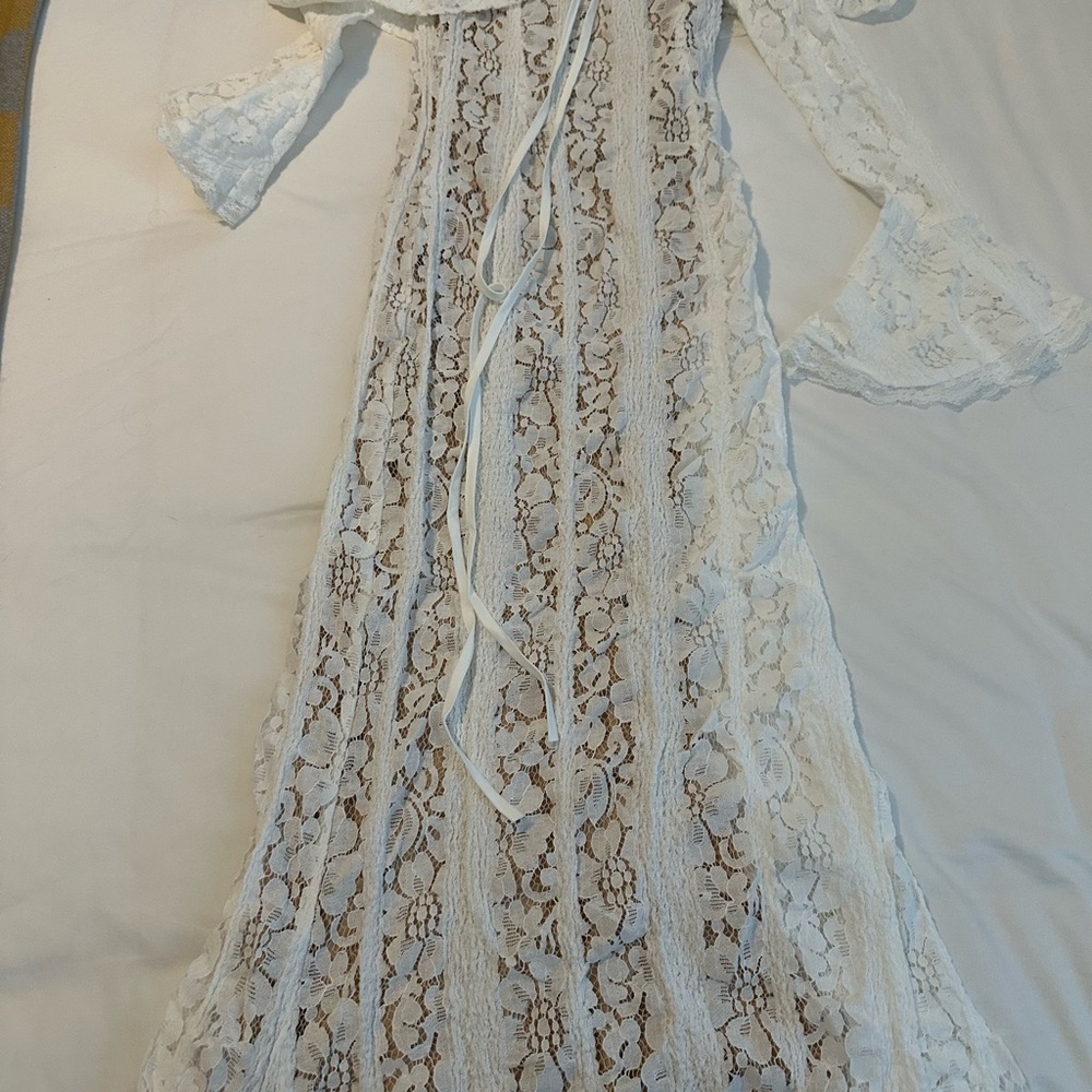 Elegant White Lace Dress